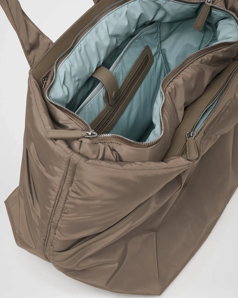 Caba Tote Medium Silver Mink
