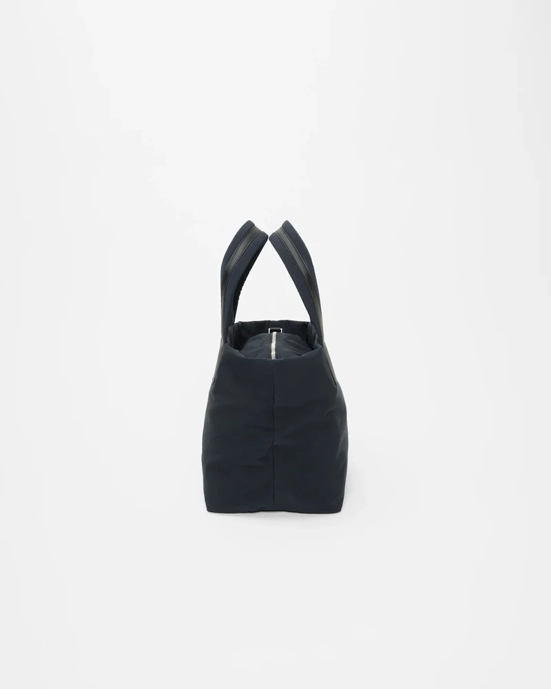 Essence Tote Small Midnight Trench