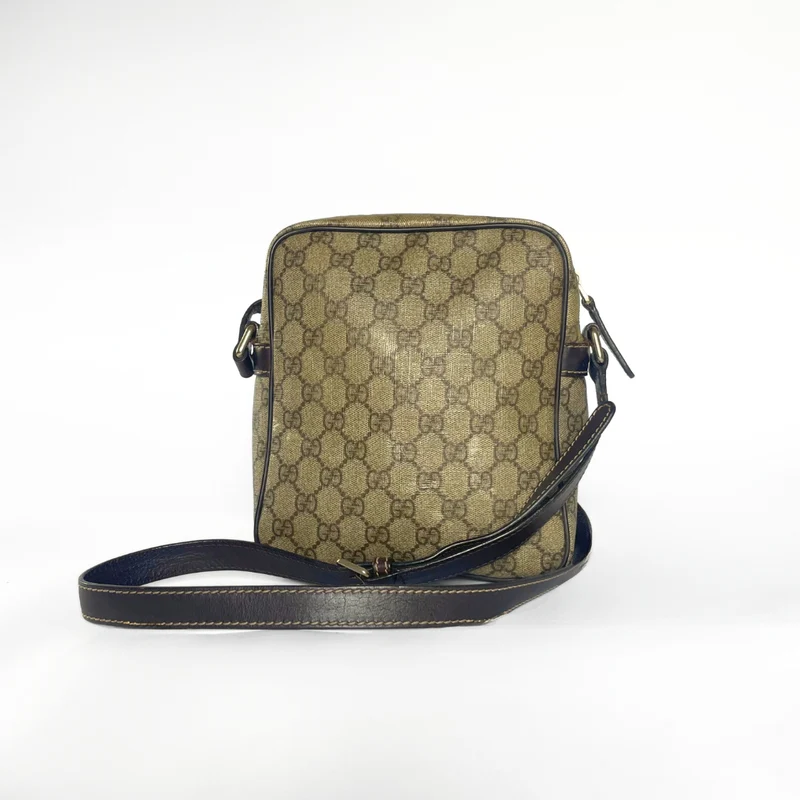 Gucci Umhängetasche mit Monogramm-Leinwand