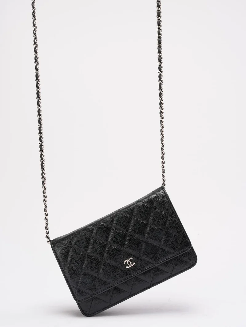 Chanel Wallet on Chain (WOC) aus schwarzem Kaviarleder, Modell 2014