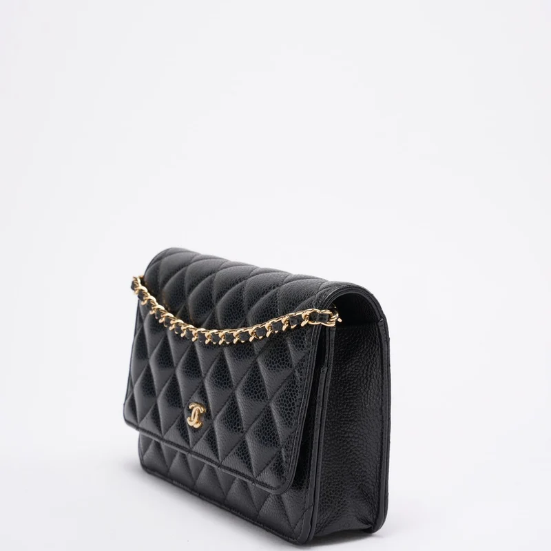 Chanel Klassische Geldbörse mit Kette aus schwarzem, gestepptem Kaviarleder 2021