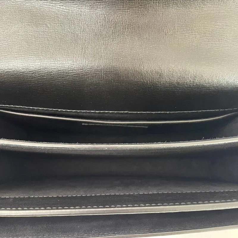 Saint Laurent Schwarzes Kalbsleder Medium Monogram Sunset 2021