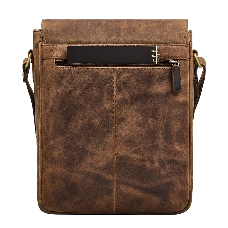 "Ottavio" Umhängetasche Herren Leder Hochformat für 13,3 Zoll Laptop