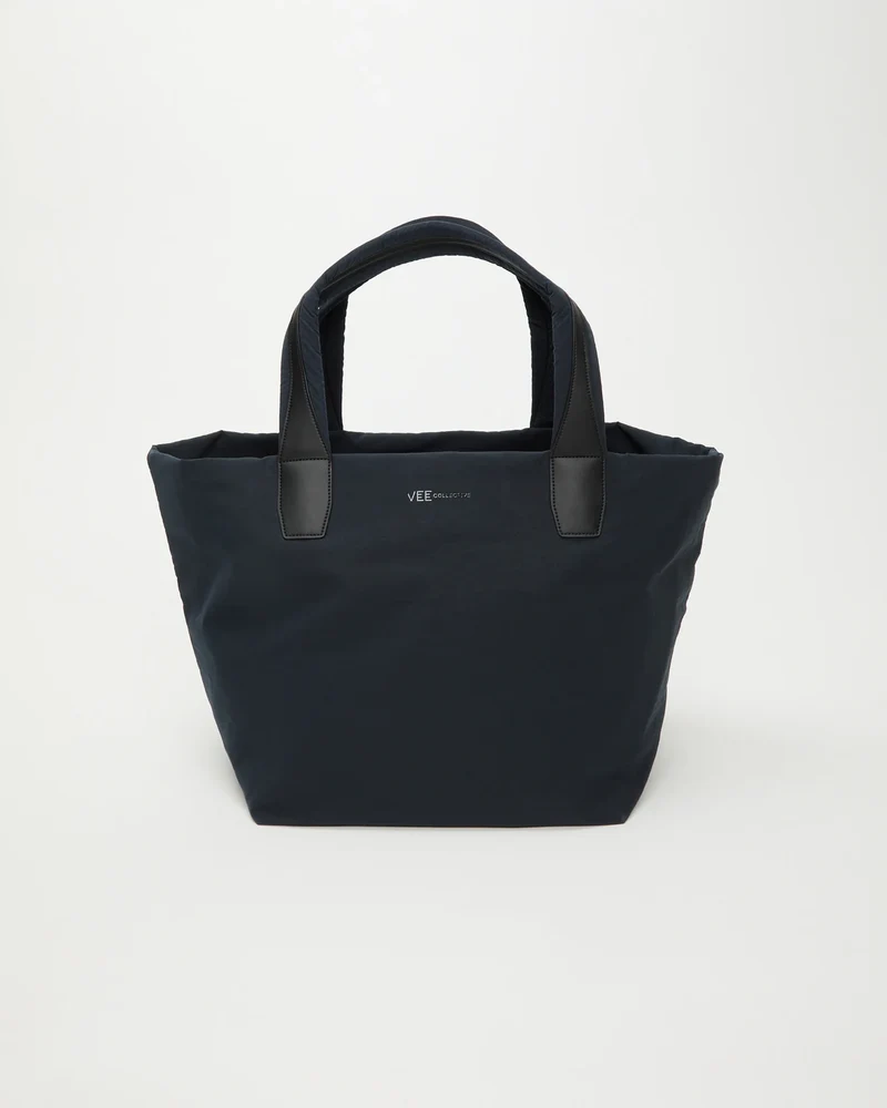 Essence Tote Medium Midnight Trench