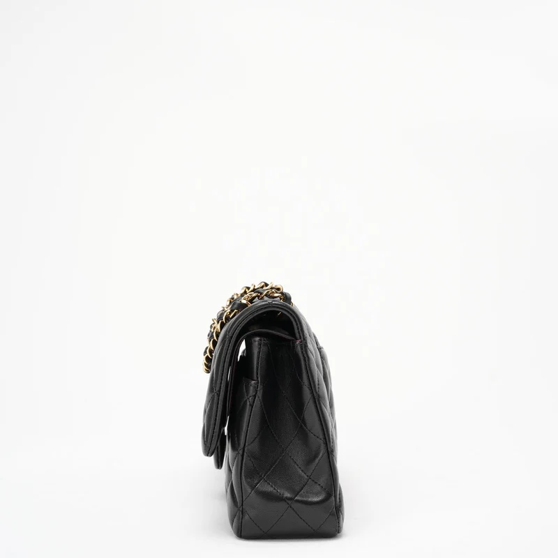 Chanel Schwarzes mittelgroßes Lammleder mit Doppelklappe 2014-2015
