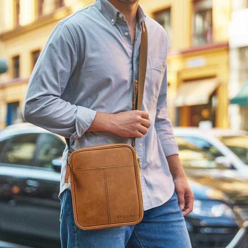 "Nilo" Elegante Umhängetasche Herren Klein Leder für Tablet 8,3 Zoll