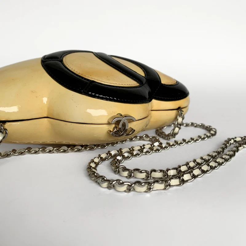 Chanel hart schoudertas lakleer (Limited Edition)