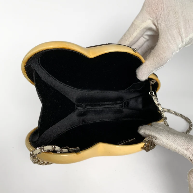 Chanel hart schoudertas lakleer (Limited Edition)