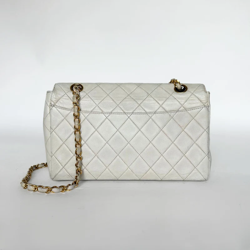 Chanel Diana Flap Bag Mittleres Lammleder