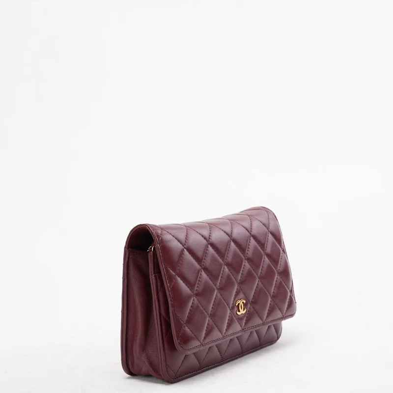 Chanel Burgundy Classic Wallet on Chain (WOC) aus Lammleder 2018