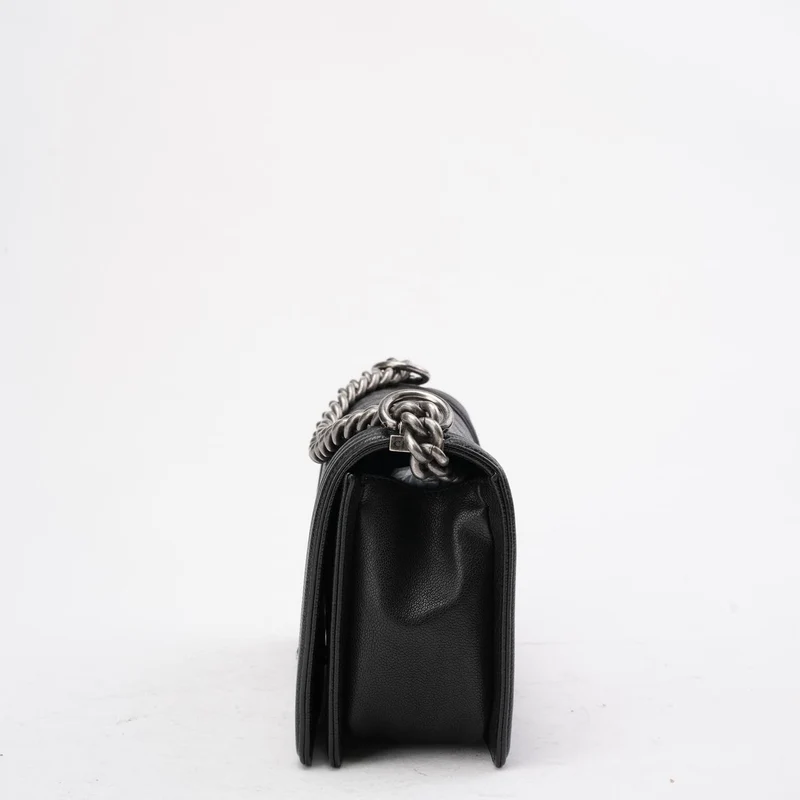 Chanel Boy Medium Schwarze Klapptasche Gestepptes Caviar-Leder 2017