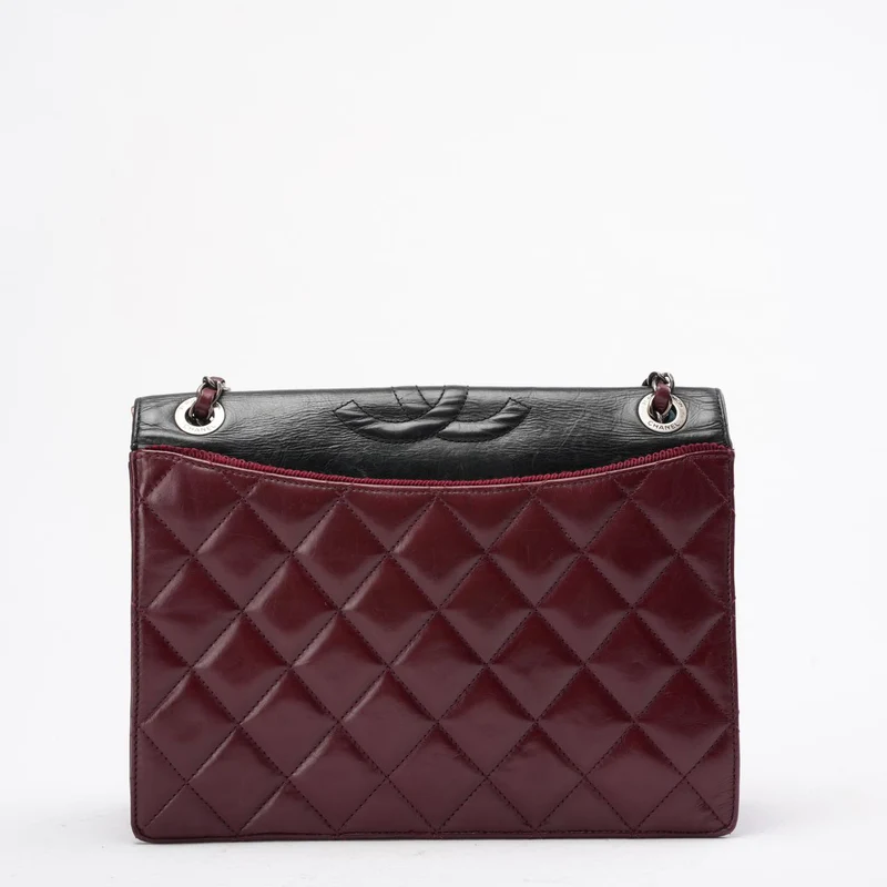 Chanel Ballerine Flap Bag aus burgunderrotem und schwarzem Lammleder, 2004