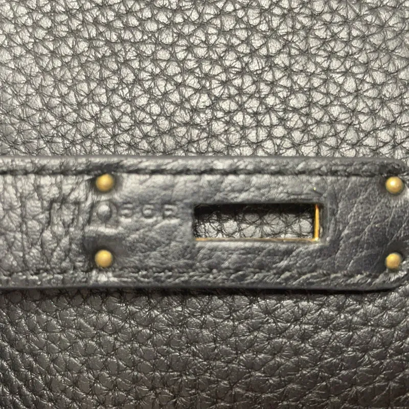 Hermes Kelly 32 Schwarze Togo-Ledertasche mit goldenen Beschlägen (Retourne)