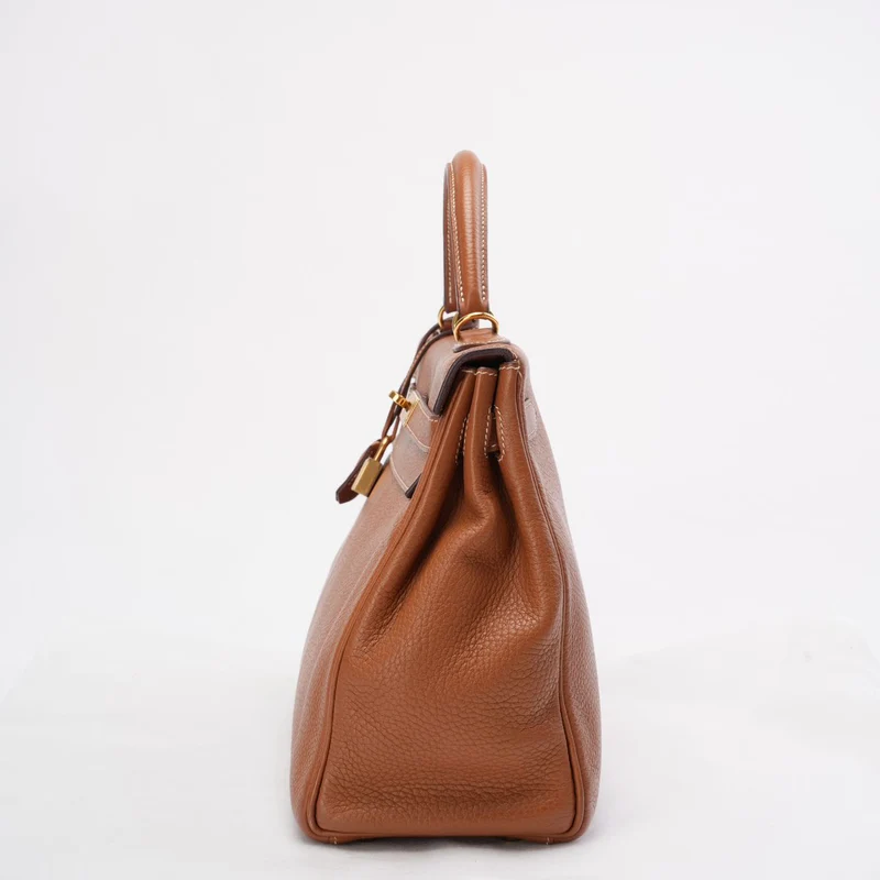 Hermès Kelly 32 cm Tasche aus goldenem Clemence-Leder mit goldener Hardware 2015