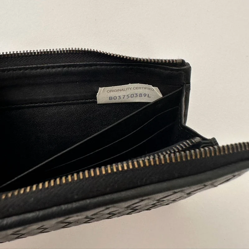 Bottega Veneta Schwarze lange Brieftasche
