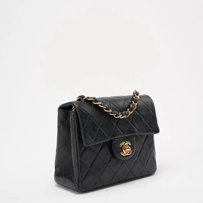 Chanel Schwarze Vintage Mini-Flap-Quadrat-Tasche 2000er