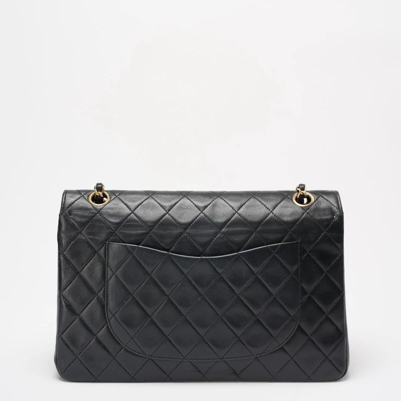 Chanel Vintage Schwarze zeitlose klassische Klappentasche 1990er Jahre