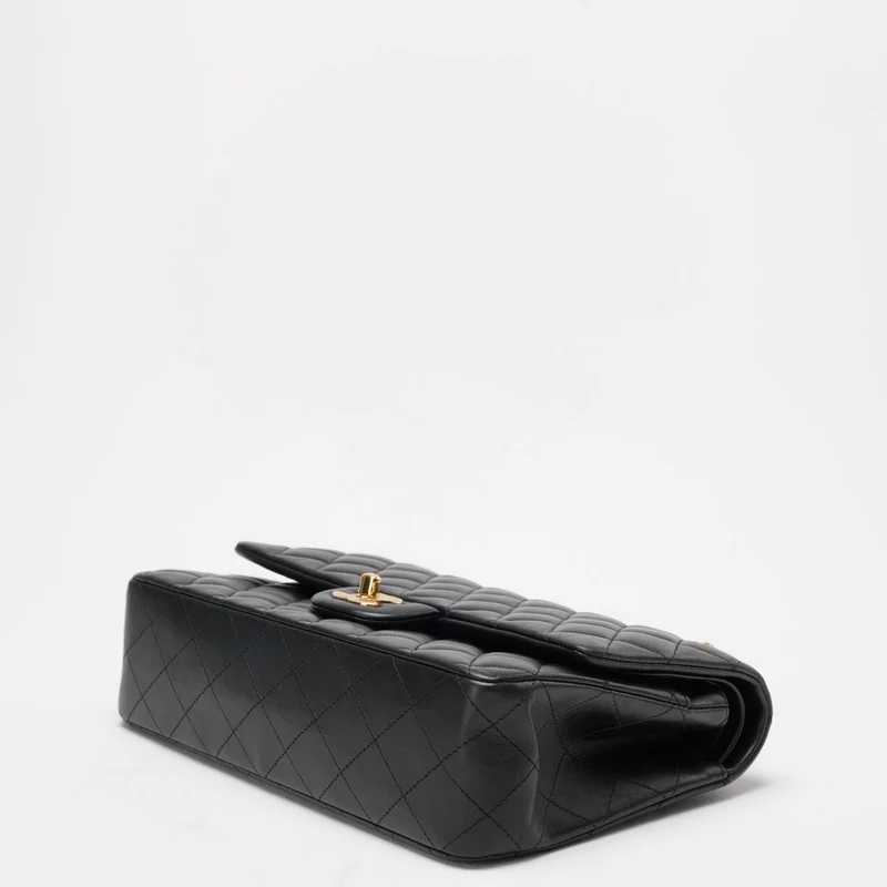 Chanel Schwarze Doppelklappe Tasche Medium Lammleder
