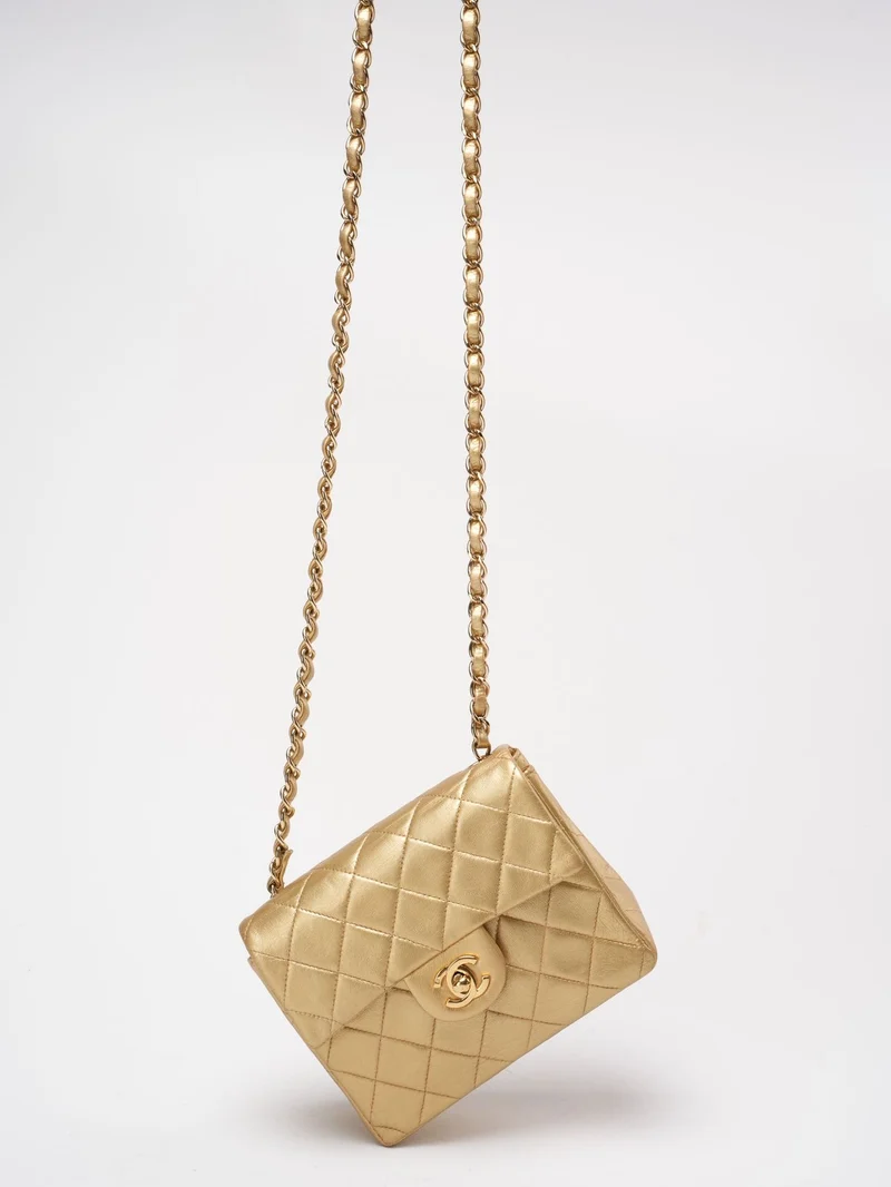 Chanel Goldene Vintage Mini-Flap-Quadrat-Tasche 2000er