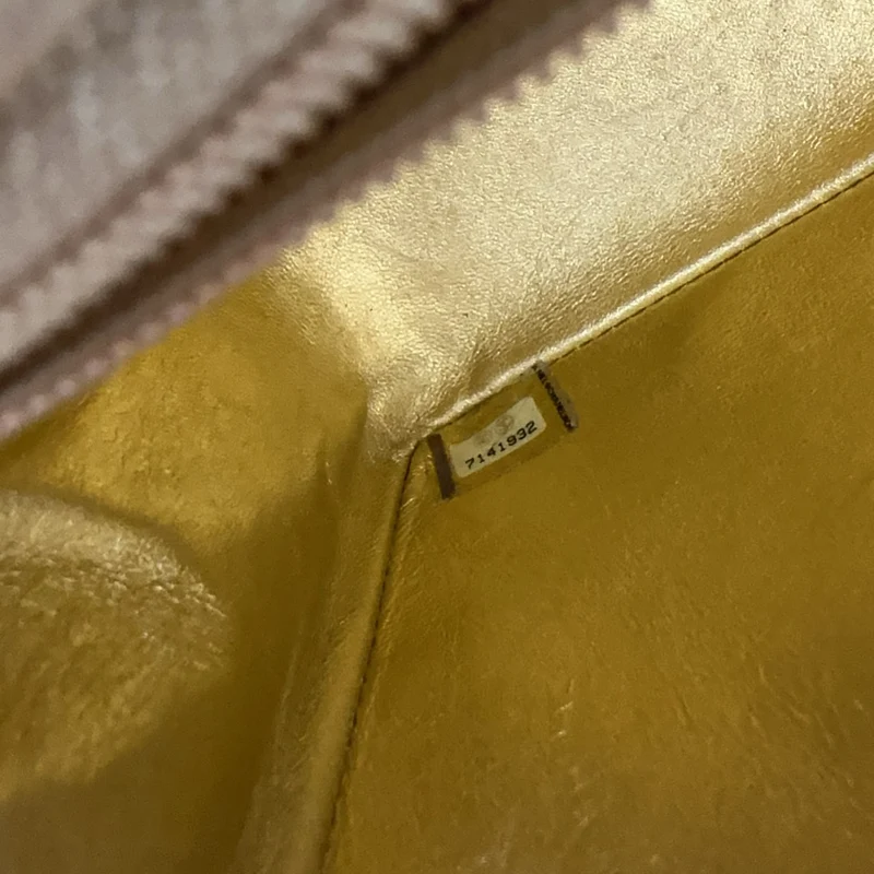 Chanel Goldene Vintage Mini-Flap-Quadrat-Tasche 2000er
