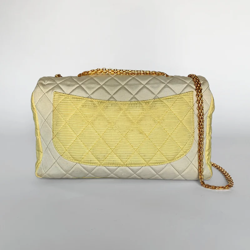 Chanel 2.55 Gewatteerde tas Nylon