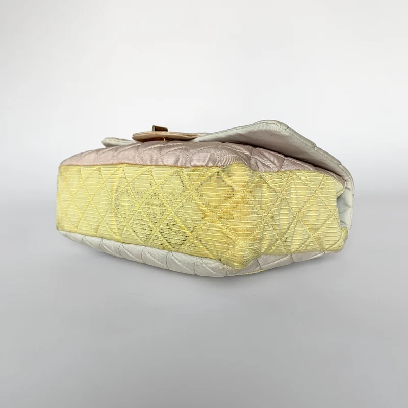 Chanel 2.55 Gewatteerde tas Nylon