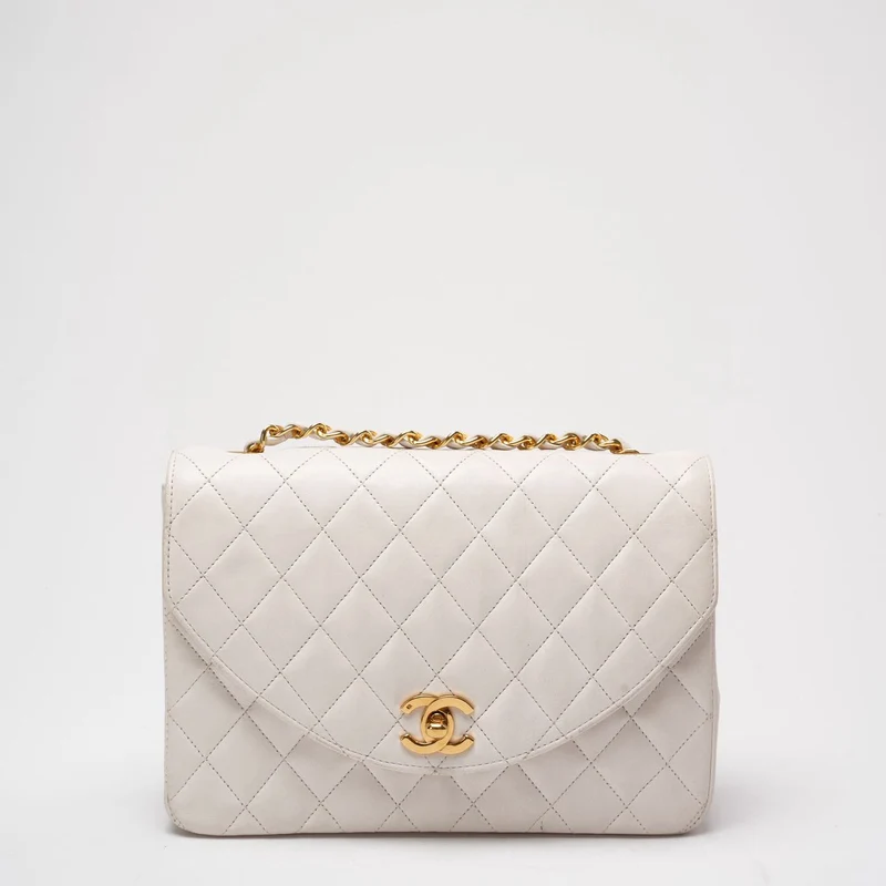 Chanel Vintage Diana Flap Bag Weißes Leder 24K Gold