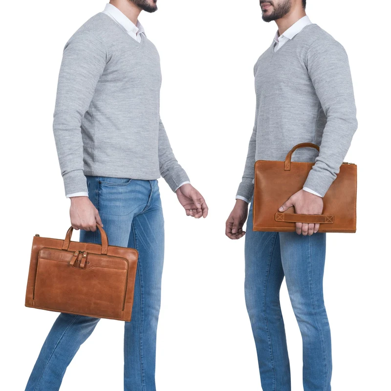 "Silvano" Schmale Echtleder Laptop Sleeve 13,3 Zoll Damen und Herren