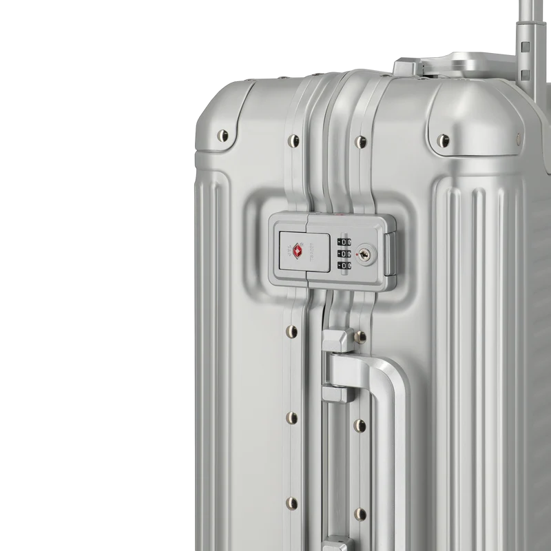 Travelite Next 4-Rollen-Kabinentrolley aus Aluminium 55 cm -Silber