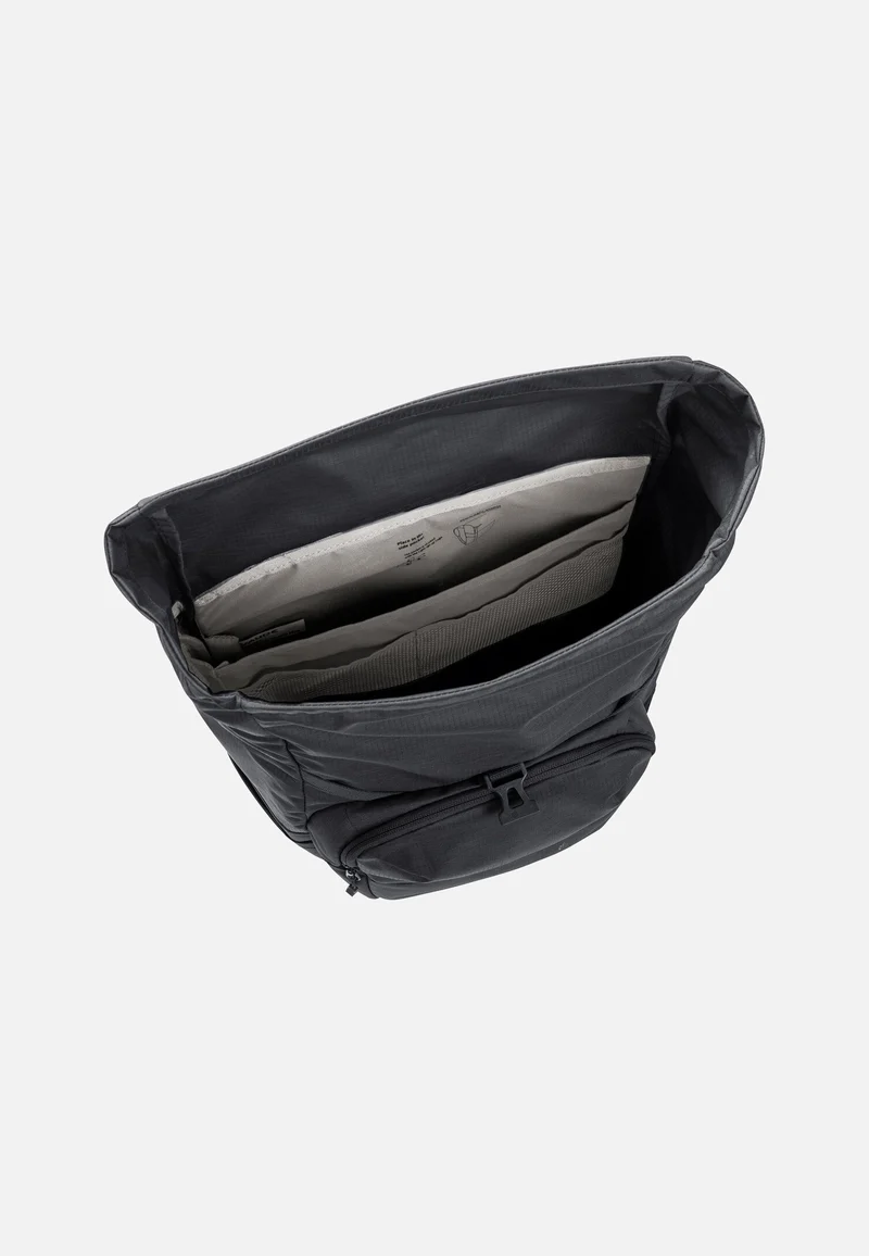 Okab II Black - Rolltop Rucksack