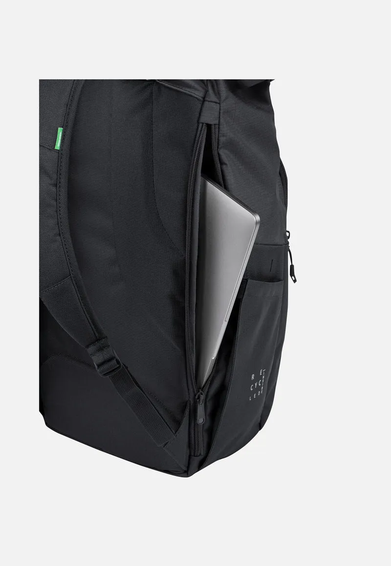 Okab II Black - Rolltop Rucksack