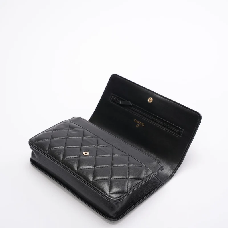 Chanel Geldbörse mit Kette (woc) Schwarze Camelia