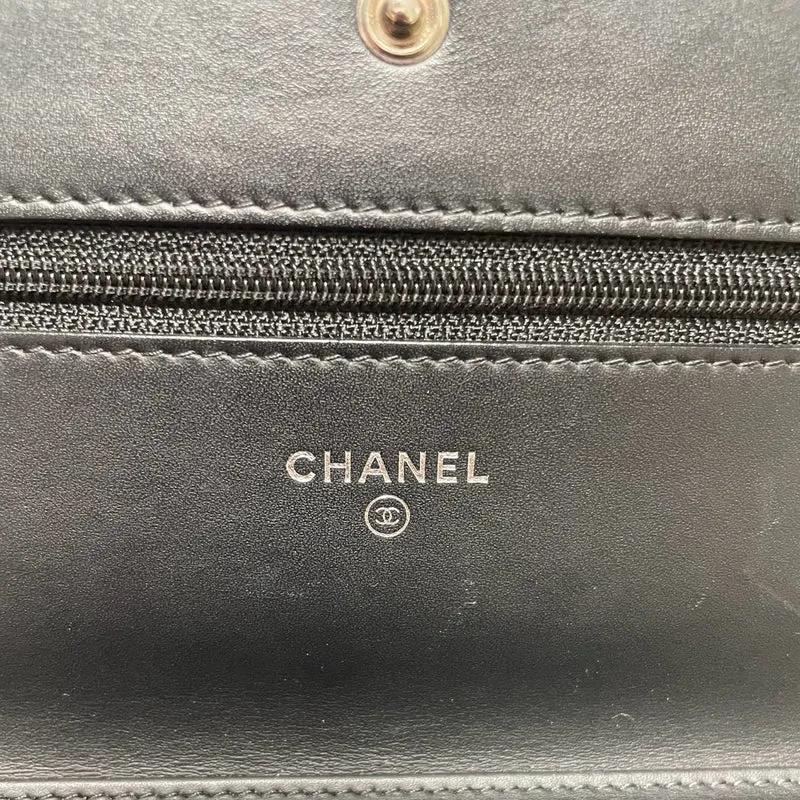 Chanel Geldbörse mit Kette, großes CC-Logo, schwarzes Kaviarleder