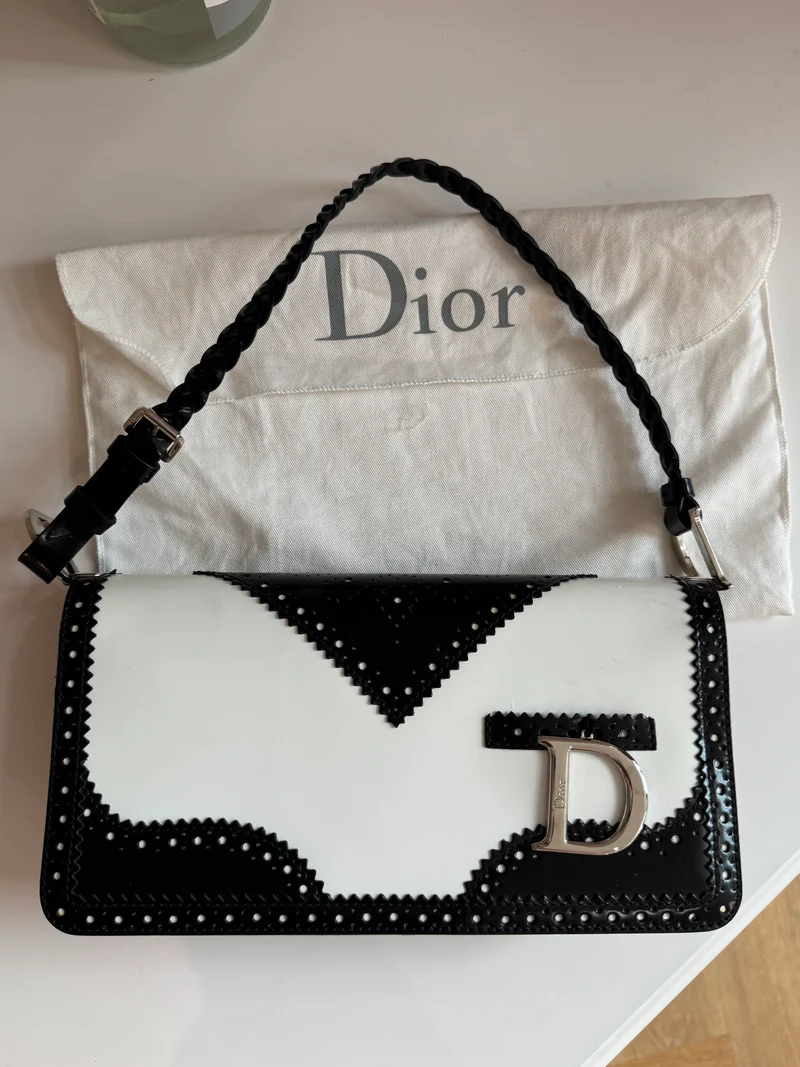 Christian Dior D Trick Baguette Tasche als