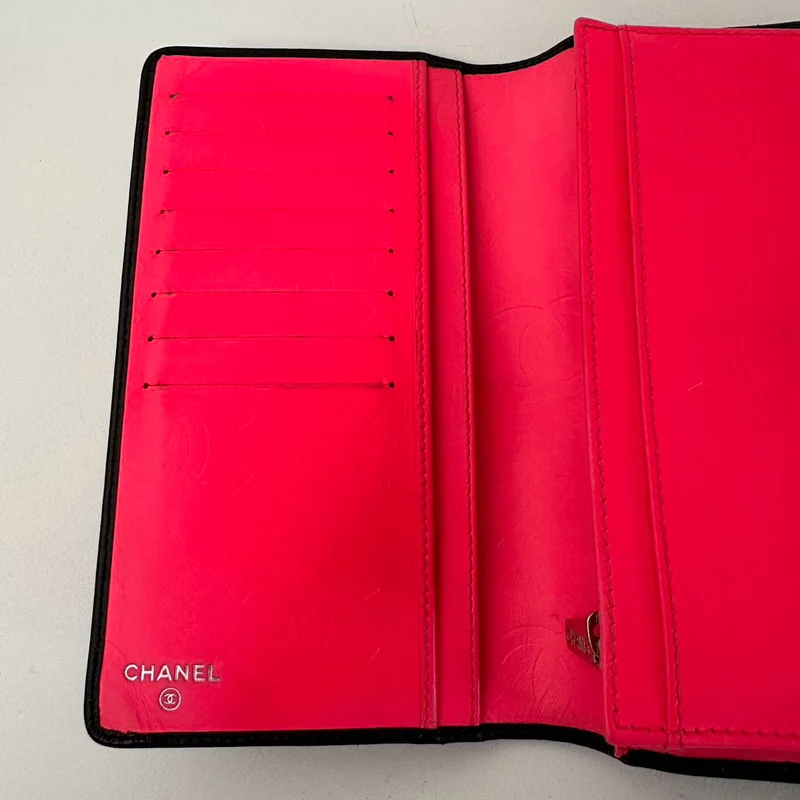 Chanel Schwarz/Pink Cambon Ligne Lange Geldbörse aus Lammleder