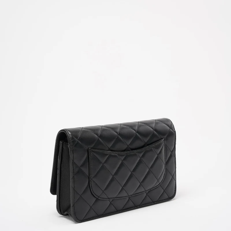 Chanel Schwarze Geldbörse auf Kettentasche Lammleder 2019