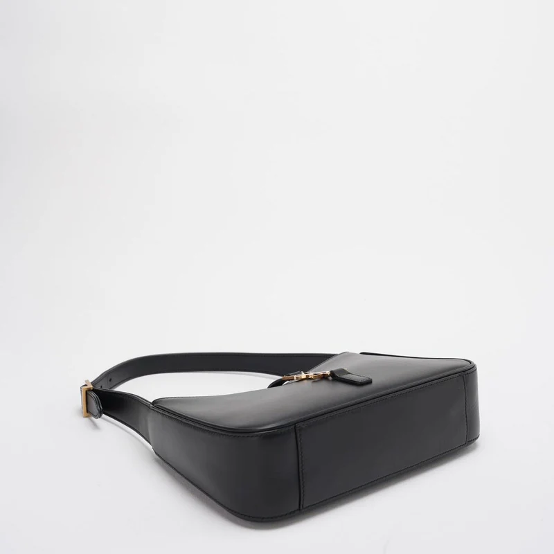 Saint Laurent Le 5 a 7 Schwarze Hobo-Tasche mit goldenen Metallteilen