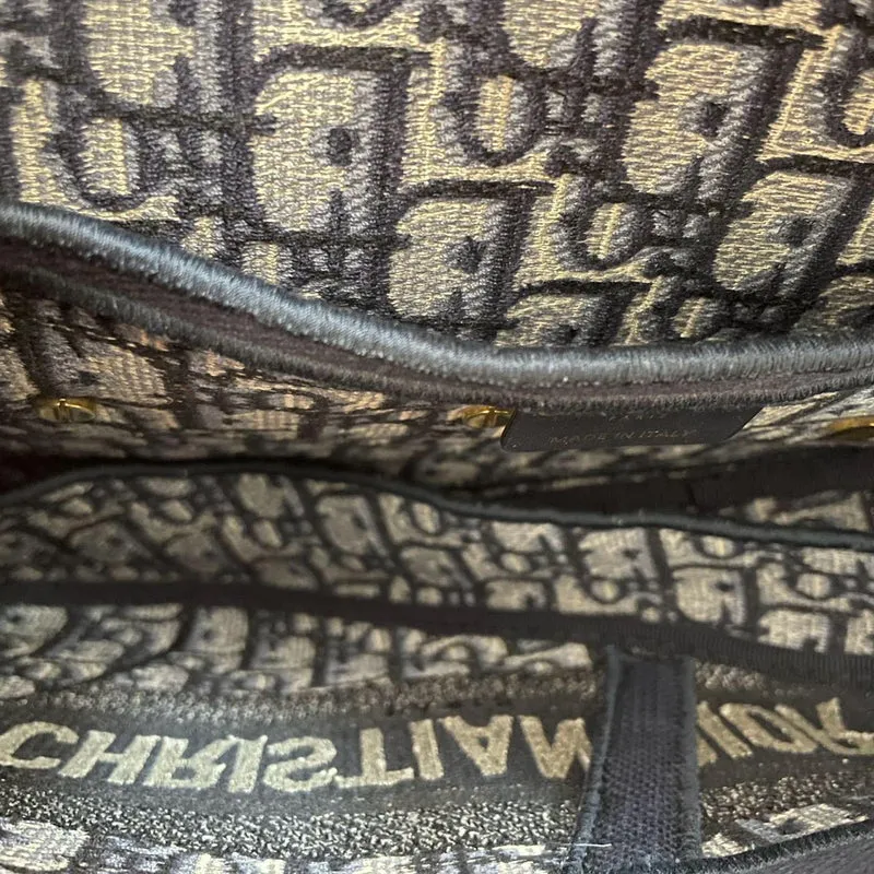 Dior Saddle Bag Blaue schräge Stickereitasche Mittelgroß mit Schultergurt 2021