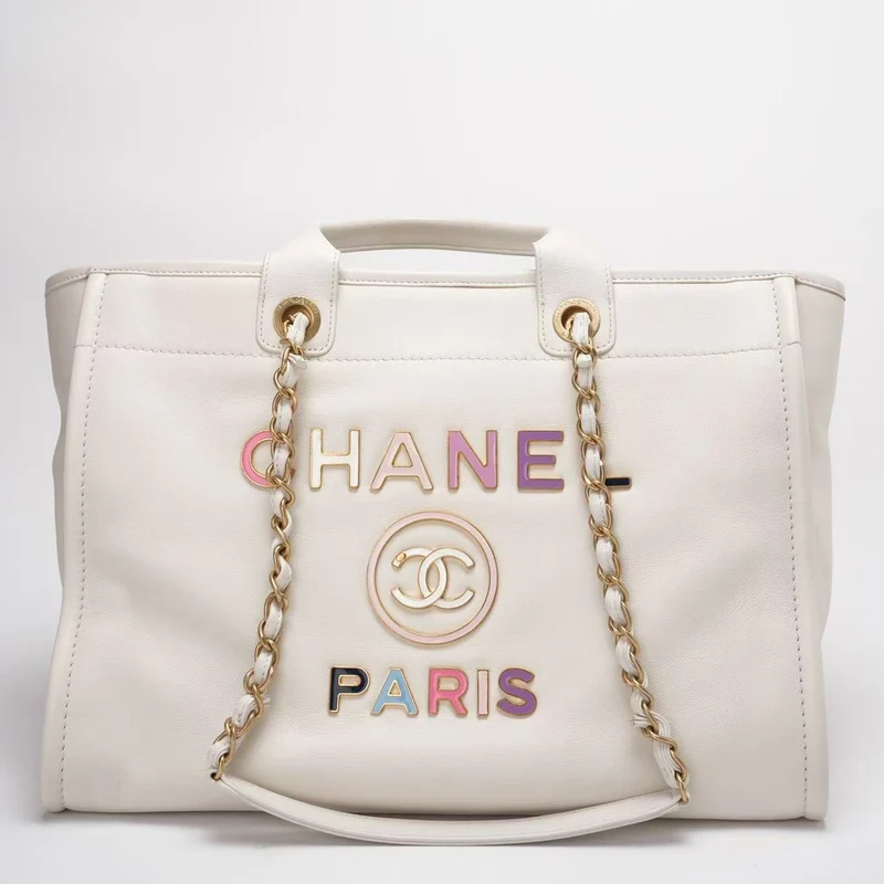 Chanel Deauville Tragetasche mit Beutel, Emaille, Weiß, Mehrfarbig (Limitierte Ausgabe Frühjahr/Sommer 2022)