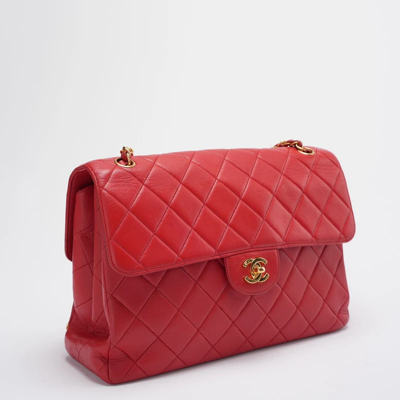 Chanel Vintage Red Classic Timeless Double Flap Bag mit 24 Karat Gold Hardware Double Side
