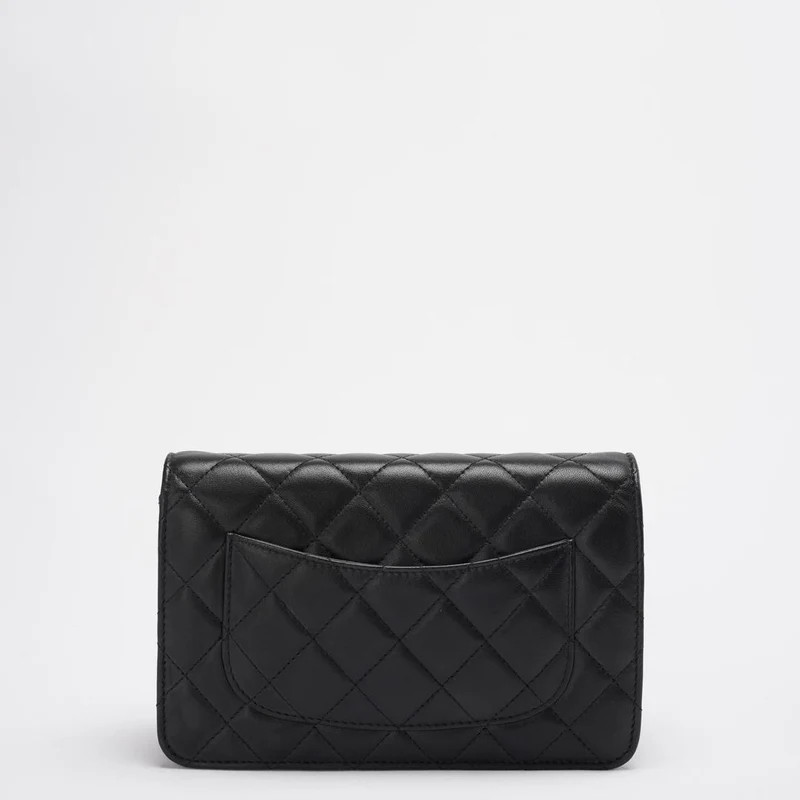 Chanel Wallet On Chain (WOC) Schwarze Tasche aus Lammleder mit goldenen Beschlägen 2018