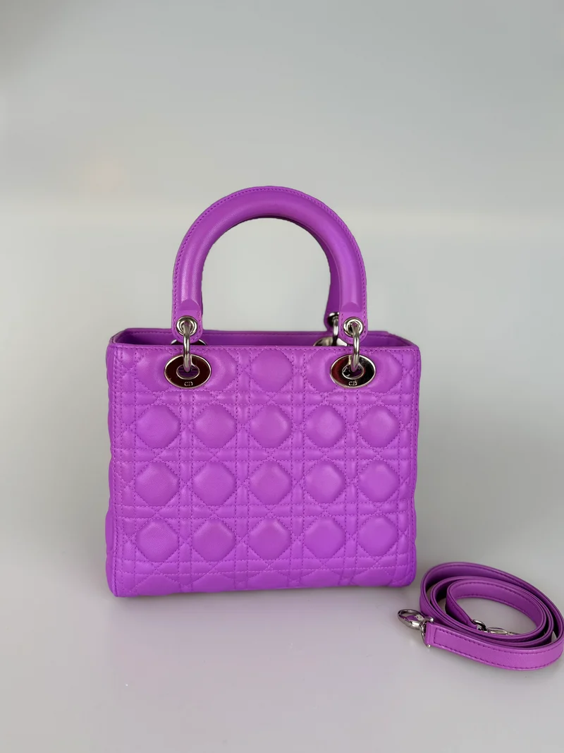 Dior Lady Dior Bag Medium Lila Lammleder mit silberner Hardware