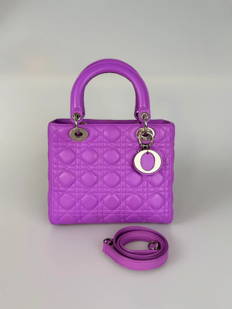 Dior Lady Dior Bag Medium Lila Lammleder mit silberner Hardware