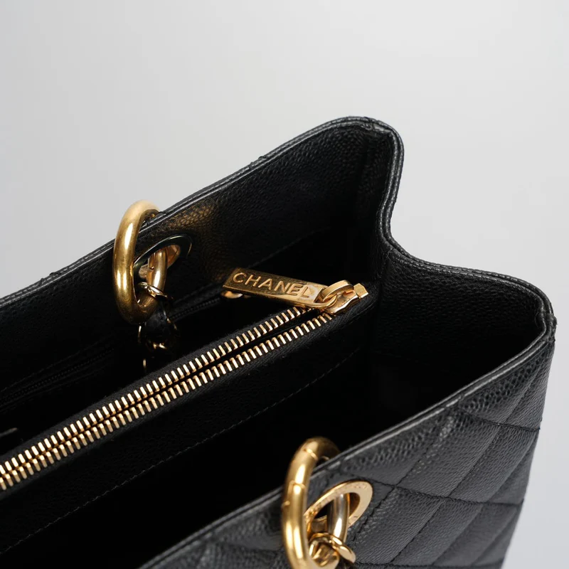 Chanel Black Grand Shopping Tote GST Bag aus Kaviarleder mit goldenen Beschlägen