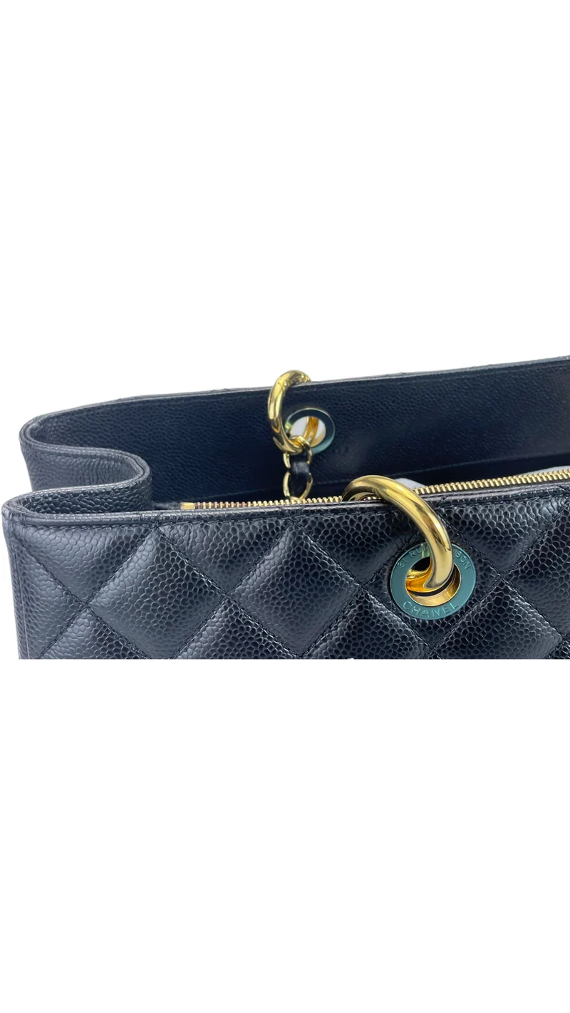 Chanel Schwarze Einkaufstasche aus Kaviarleder, extragroß