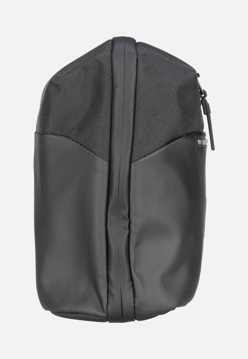 Urban Eco Washbag L Black - Kulturbeutel