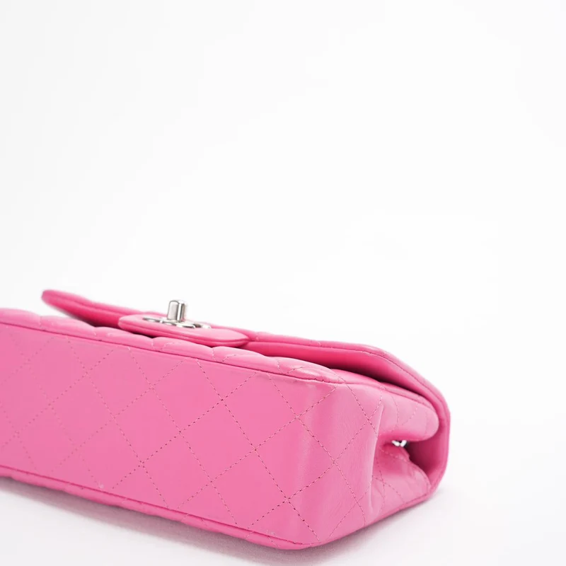 Chanel Klassische rechteckige Mini-Flap-Tasche Pink
