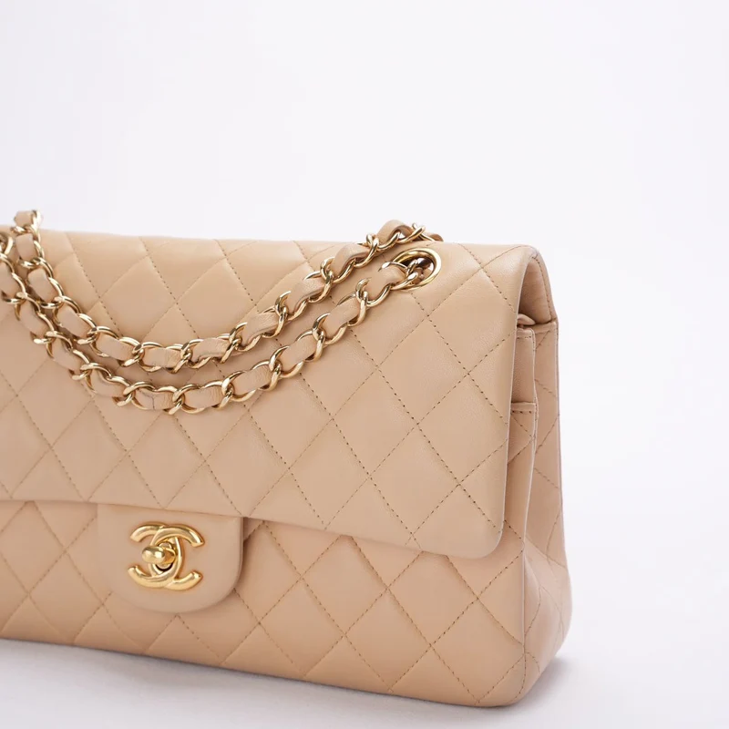 Chanel Classic Flap Bag mittel Beige
