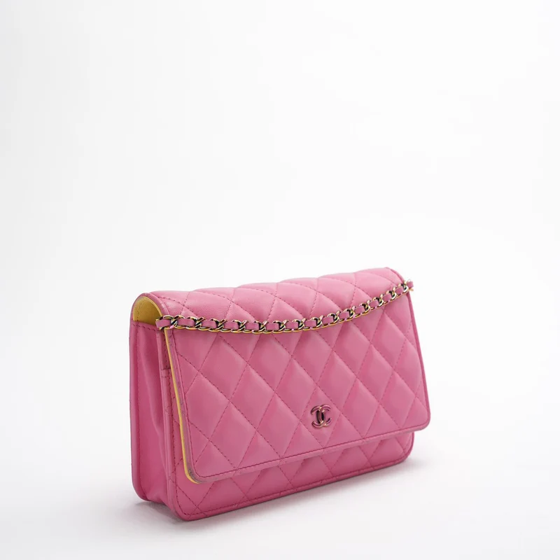 Chanel Classic Wallet on Chain (woc) Pink Gelb 2021