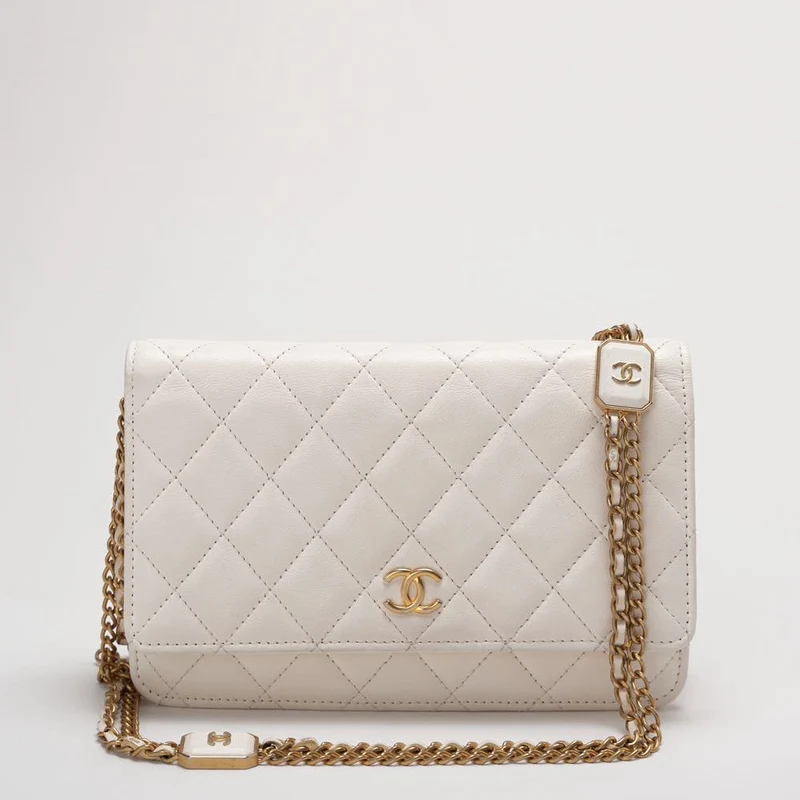 Chanel White Wallet On Chain (Woc) 22B Chip Version Doppelketten-Schultergurt in Gold